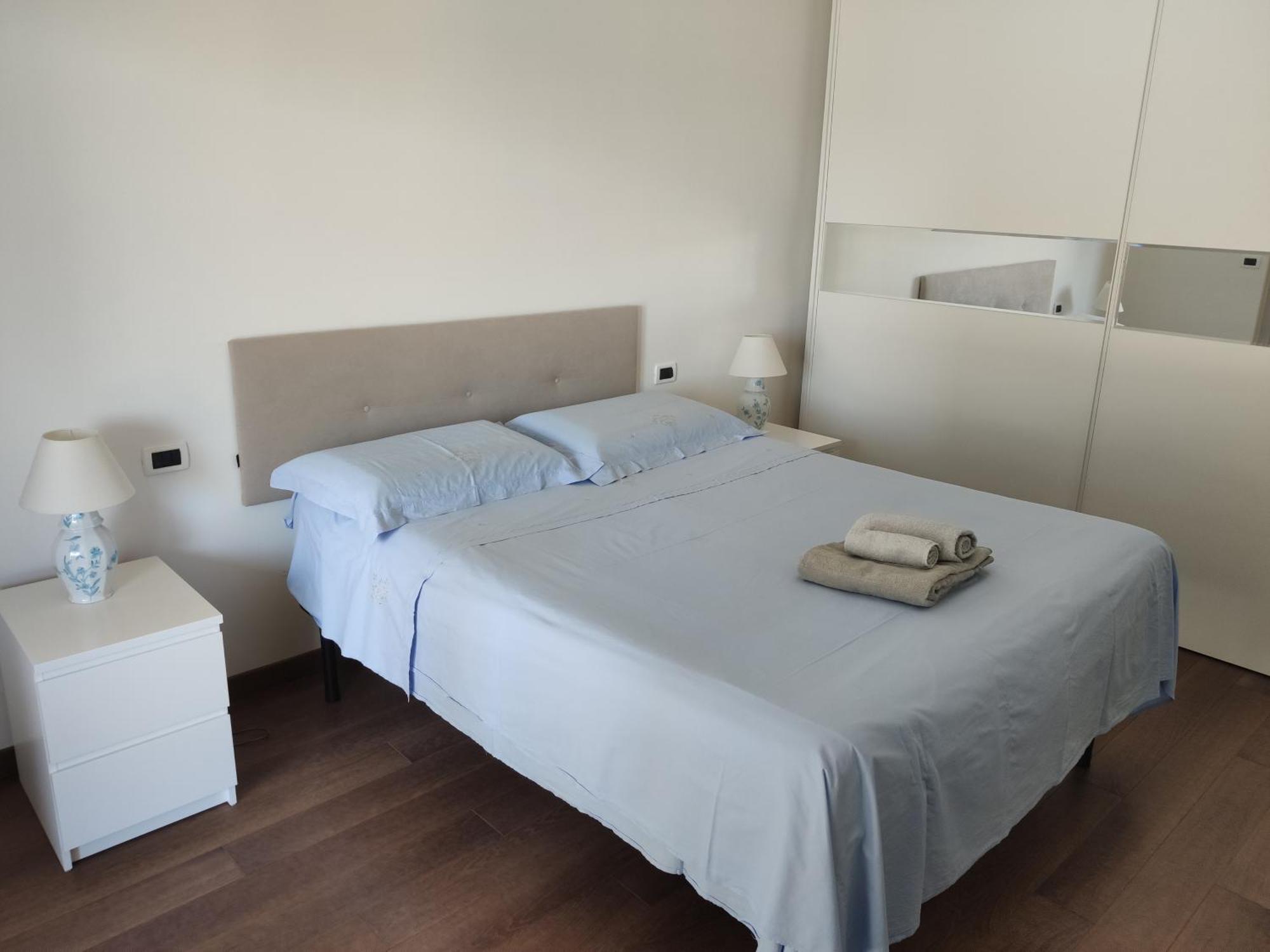 White-Blue Vibes, Seafront 2-Bedroom Apt Montesilvano Marina Zewnętrze zdjęcie